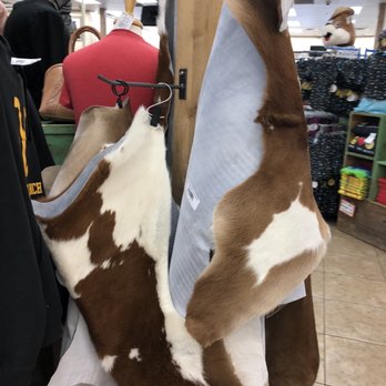 Buc-ee's - Buc-ee's - Gas Stations Near Me - Madisonville, Texas