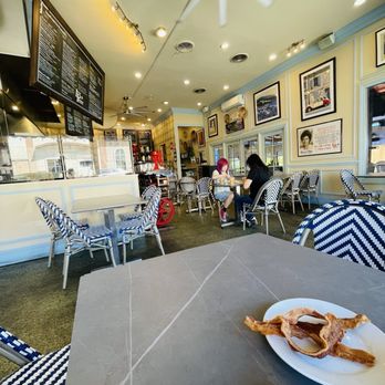 Little Provence Cafe - Interior - Breakfast & Brunch Near Me - Arcadia, California Little Provence Cafe - Interior - Breakfast & Brunch Near Me - Arcadia, California