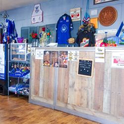 Las Brumas Salvadorian Food