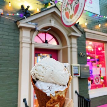 Moo Moo Cows - Moo moo Cookie & Butter Brickle! - Ice Cream & Frozen Yogurt Near Me - Baltimore, Maryland Moo Moo Cows - Moo moo Cookie & Butter Brickle! - Ice Cream & Frozen Yogurt Near Me - Baltimore, Maryland