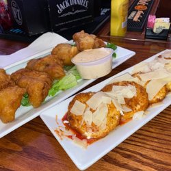 Carson's Creekside Restaurant and Lounge - Rock fish bites (huge) and fried mozzarella