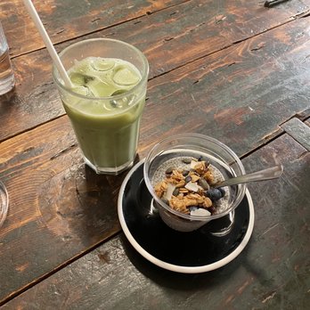 Filter Coffee Lab - Matcha latte and chia pudding - Breakfast & Brunch Near Me - Pisa, PI Filter Coffee Lab - Matcha latte and chia pudding - Breakfast & Brunch Near Me - Pisa, PI