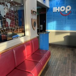IHOP - Inside restaurant