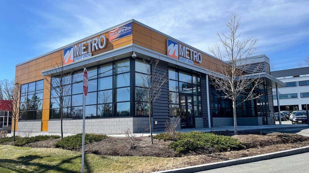 METRO CREDIT UNION BURLINGTON Updated July 2024 50 Summit Dr