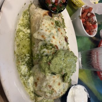 Enrique's Mexican Restaurant - Carne asada with greens sauce fire!!! - Mexican Near Me - Long Beach, California Enrique's Mexican Restaurant - Carne asada with greens sauce fire!!! - Mexican Near Me - Long Beach, California