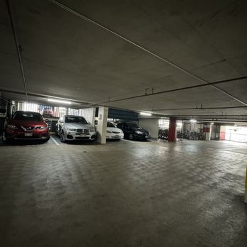 Honolulu Park Place - Secured guest parking - Apartments Near Me - Honolulu, Hawaii Honolulu Park Place - Secured guest parking - Apartments Near Me - Honolulu, Hawaii