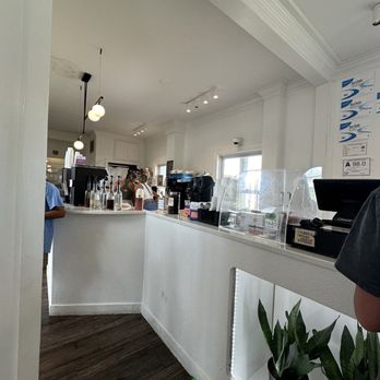 Diver Surfside Cafe - Interior was clean - Coffee & Tea Near Me - Surf City, North Carolina Diver Surfside Cafe - Interior was clean - Coffee & Tea Near Me - Surf City, North Carolina