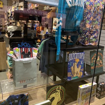 BoxLunch - Men's Clothing Near Me - Aiea, Hawaii