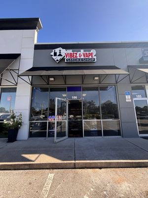 vibez & vape smoke shop melbourne Vape, 765 N Wickham Rd, Ste 106, Melbourne, FL 32935, US Flavor:STRAWBERRY KIWI geek bars pulse x Bright Jam Clouds