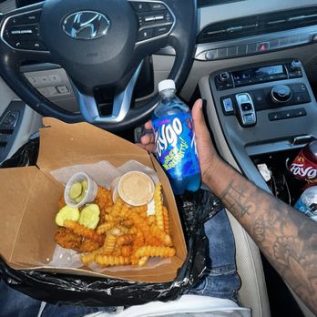 Chicken Fire - Hot box - Chicken Shop Near Me - Orlando, Florida