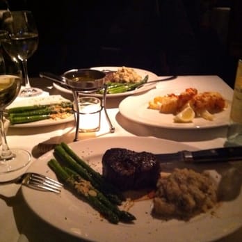 Del Frisco's Double Eagle Steakhouse - Petite filet, mashed potatoes, asparagus - Seafood Near Me - Boston, Massachusetts Del Frisco's Double Eagle Steakhouse - Petite filet, mashed potatoes, asparagus - Seafood Near Me - Boston, Massachusetts