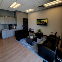 Clancy's Auto Body - The waiting room