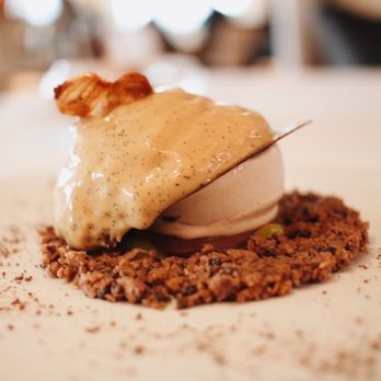 Bayview - Roasted vanilla foam & chocolate dessert part of lunch special €68 - French Near Me - Geneva, GE