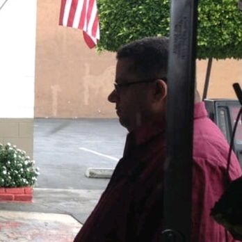 Jiffy Lube Oil Change - SCAM ALERT:  If he tells you there's something wrong with your car, ask a real expert first. - Auto Repair Near Me - Long Beach, California