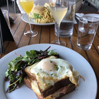 Le Garage - Siighhhh, sweet contentment. - French Near Me - Sausalito, California