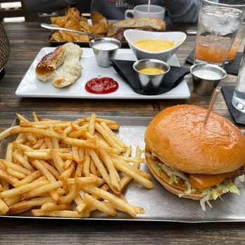 Fate Brewing Company - Tempe - burger - Brewpubs Near Me - Tempe, Arizona