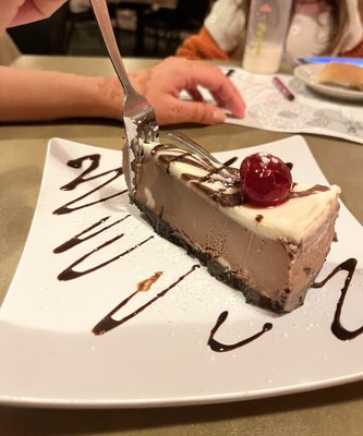 Gino's Italian Restaurant and Pizza by null
