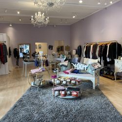 Elisa Wen Boutique