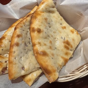 Curry Leaf - ONION KULCHA - Himalayan/Nepalese Near Me - Philadelphia, Pennsylvania