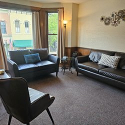 Avenues of Counseling & Mediation - Another Avenues of Counseling Medina office therapy room