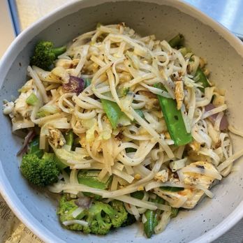 honeygrow - Create Your Own Stir-Fry - Salad Near Me - Philadelphia, Pennsylvania