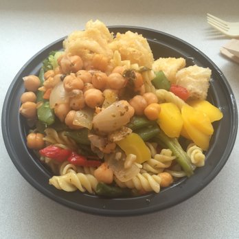 Uris Deli - a bowl of pasta and vegetables - Delis Near Me - New York, New York Uris Deli - a bowl of pasta and vegetables - Delis Near Me - New York, New York