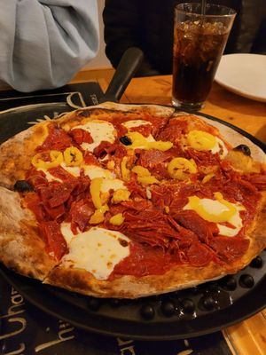 Hard Knox Pizza Bearden by null