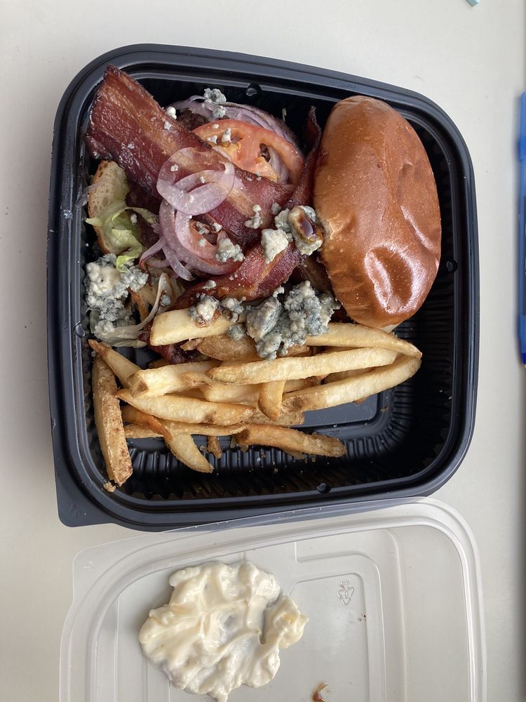 THE HANDLEBAR TAVERN AND EATERY Updated September 2024 105 E Mill