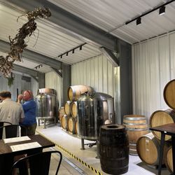 RAD Corkscrew Winery