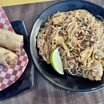 ThongThai Cuisine - Thai Near Me - Gravenhurst, Ontario ThongThai Cuisine - Thai Near Me - Gravenhurst, Ontario