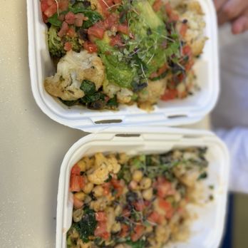 Sunny’s Local Grind - Top: vegan hash  Bottom: chickpea scramble - Coffee & Tea Near Me - Honolulu, Hawaii
