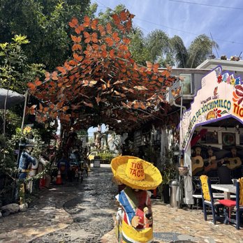 Tio's Tacos - Mexican Near Me - Riverside, California