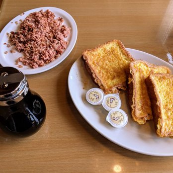Sunset Grill - French toast with a side order of corned beef hash - Breakfast & Brunch Near Me - Kitchener, Ontario Sunset Grill - French toast with a side order of corned beef hash - Breakfast & Brunch Near Me - Kitchener, Ontario