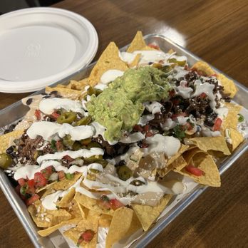Tipsy Putt - Nachos with beef - Pubs Near Me - Sunnyvale, California Tipsy Putt - Nachos with beef - Pubs Near Me - Sunnyvale, California