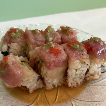 Sushi n I - Thomas II Rolls - Sushi Bars Near Me - Glendora, California