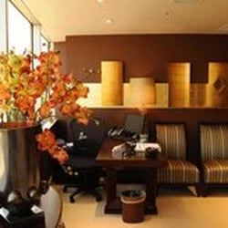 David Aizuss MD - LASIK Center Lobby (LVIV)