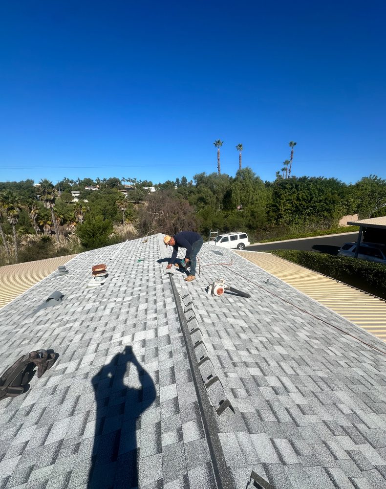 Slide of Leyva's Roofing & Services