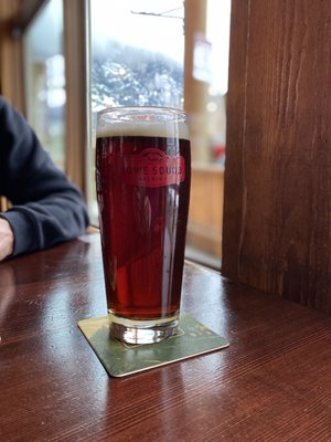 Howe Sound Inn & Brewing by null