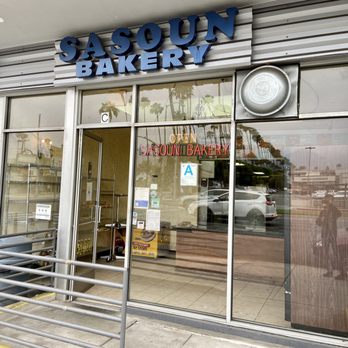 Sasoun Bakery - the entrance to the restaurant - Mediterranean Near Me - Glendale, California