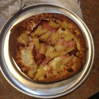 Rusty's Pizza Parlor - Quick Lunch Pizza - Pizza Near Me - Carpinteria, California