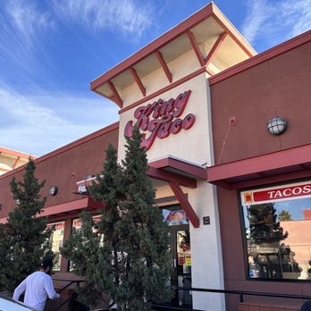 King Taco - Front of the restaurant - Mexican Near Me - Long Beach, California