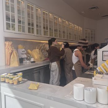 La La Land - Behind the counter - Coffee & Tea Near Me - Los Angeles, California