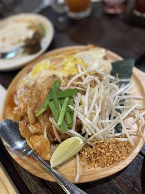 Kin Thai Street Eatery by null