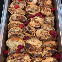 Crumbstruction Catering and Food Truck