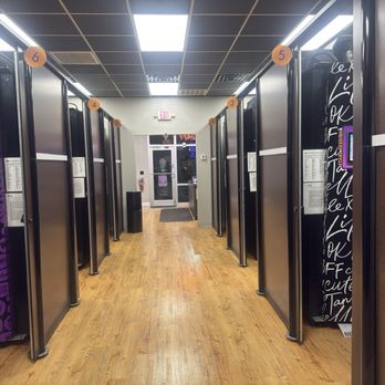 Zoom Tan - Tanning Salon - Tanning Near Me - Tampa, Florida Zoom Tan - Tanning Salon - Tanning Near Me - Tampa, Florida