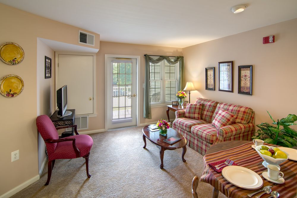 CHANCELLOR’S VILLAGE Updated September 2024 12 Photos 12100