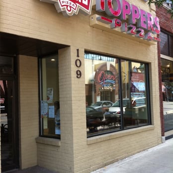 Toppers Pizza - the front of the restaurant - Pizza Near Me - Appleton, Wisconsin