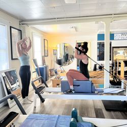 Pivot Pilates - Pilates Reformer personal training