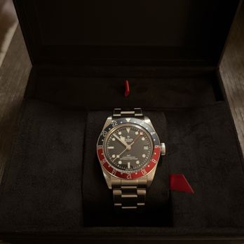Lee Perla - Watches Near Me - Hackensack, New Jersey