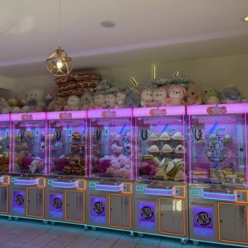 CBS Claw, Boba and Snacks - Claw machines - Bubble Tea Near Me - Cleveland, Ohio CBS Claw, Boba and Snacks - Claw machines - Bubble Tea Near Me - Cleveland, Ohio